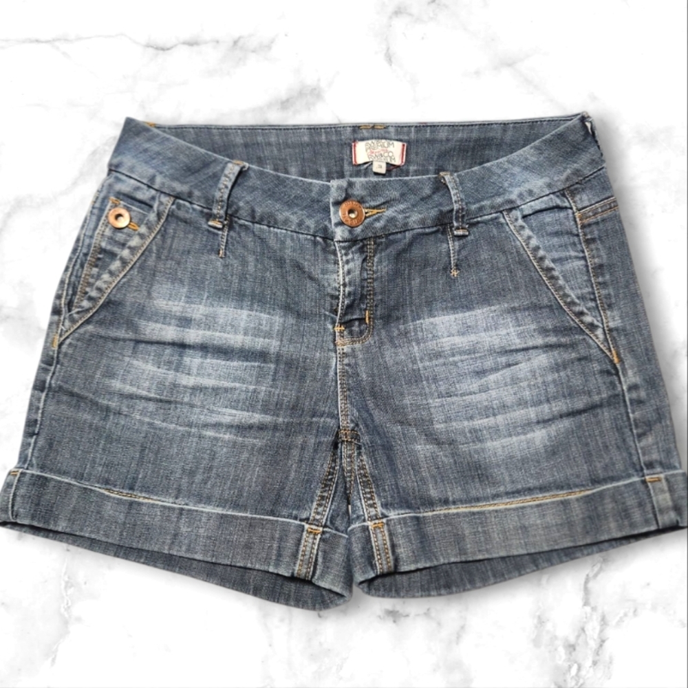 RW&Co. Premium Denim Blue Women's Shorts